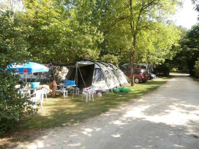 Emplacement Équipé Cabanon -