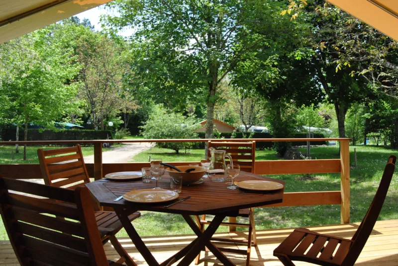 Insolite - Tente Lodge 2 Chambres - Sans Sanitaire -