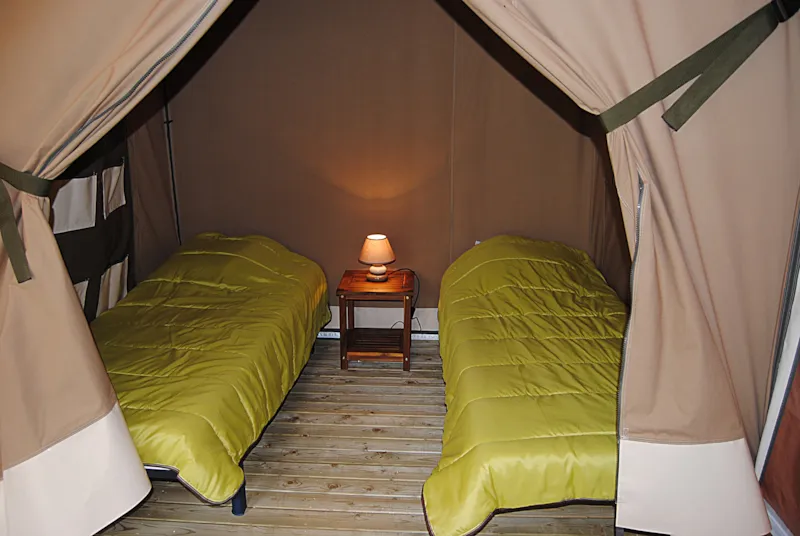 Insolite - Tente Lodge 2 Chambres - Sans Sanitaire -