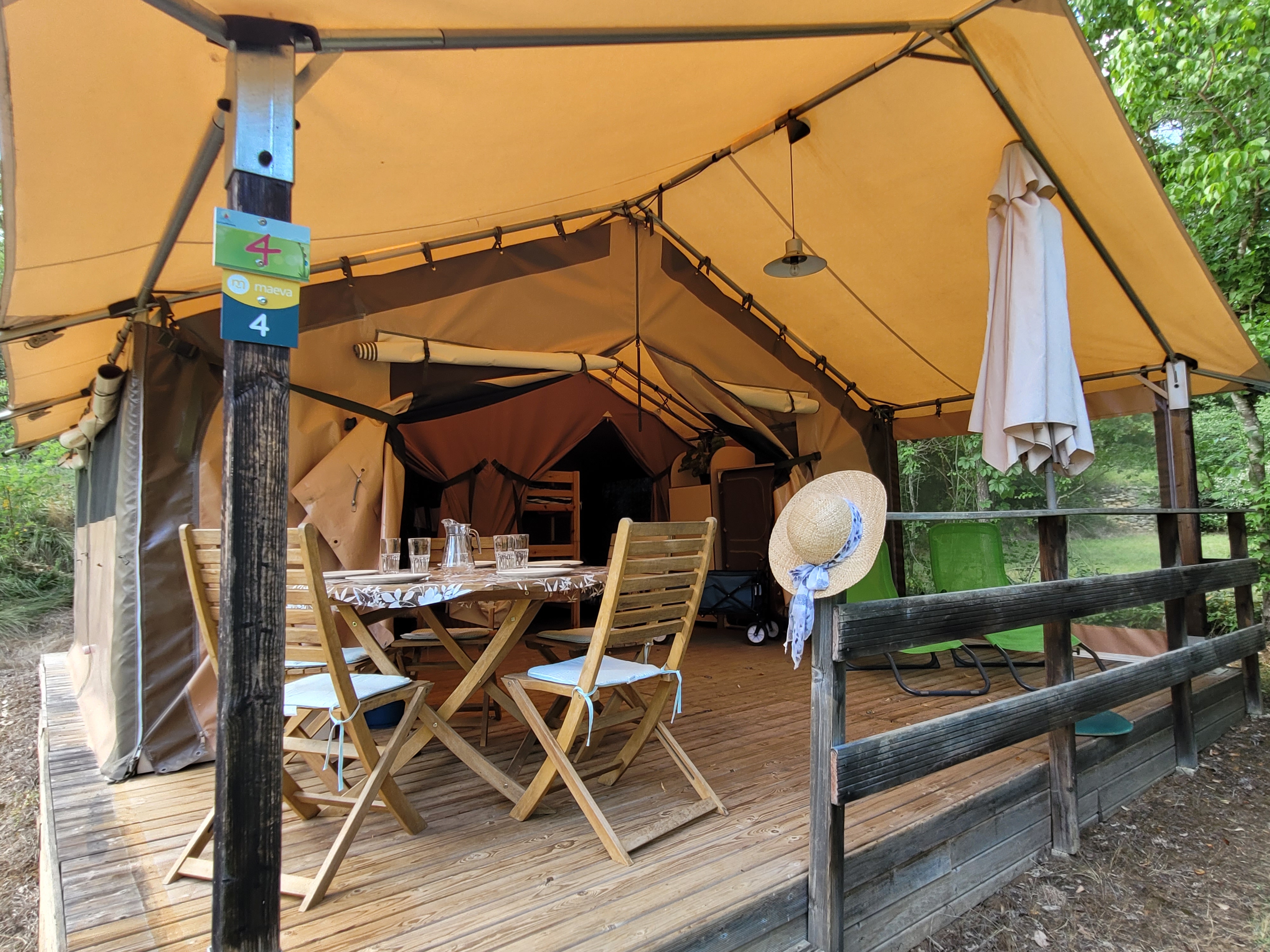 Accommodation - Unusual Accommodation - Lodge Tent 2 Bedrooms - No Bathroom - - Camping La Castillonderie