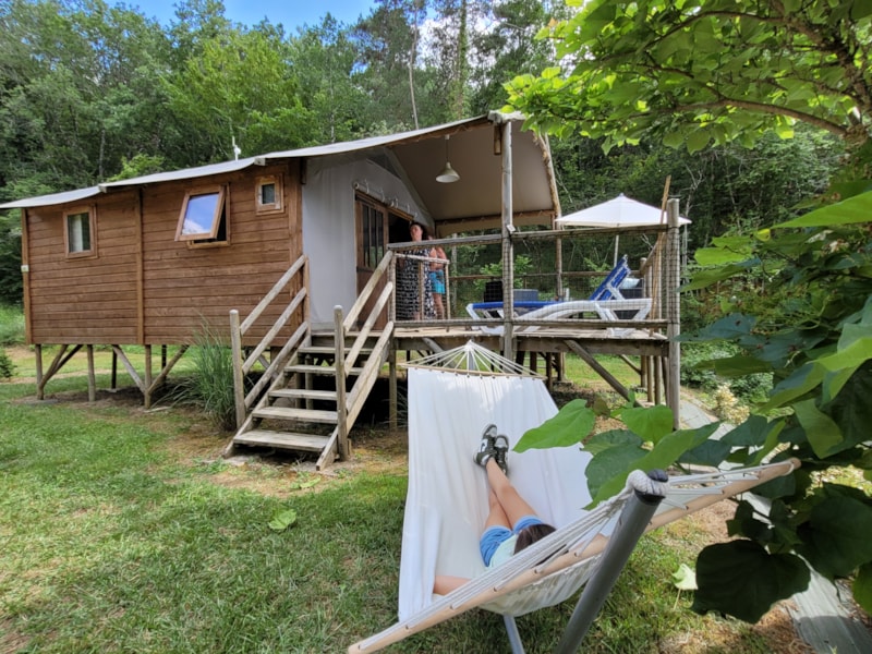 Insolite Premium - Cabane lodge Africa 2 chambres - avec sanitaire -