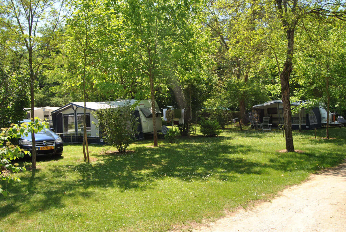 Pitch - Standard Pitch (With Electricity ) - - Camping La Castillonderie