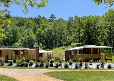 Accommodation - Mobil Home Privilège 3 Bedrooms - 1 Bathroom - - Camping La Castillonderie