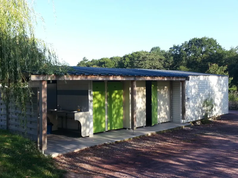 Forfait Confort (Caravane Ou Camping-Car / 1 Voiture / Électricité 10A)