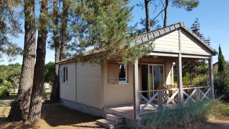 Chalet Confort Premium 28 M² (2 Chambres - 1 Sdb) + Terrasse Couverte