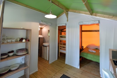 Tent safari Confort - 30 m² (2 bedrooms - 1 bathroom) including 8 m² covered terrace