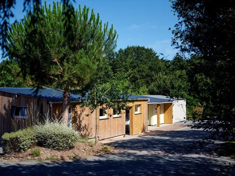 Forfait Confort (Caravane Ou Camping-Car / 1 Voiture / Électricité 10A)