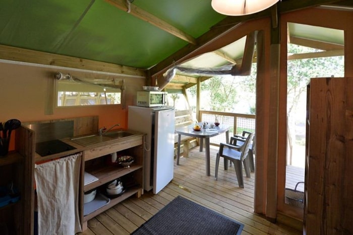 Tente Safari Confort 30 M² (2 Chambres - 1 Sdb) Dont Terrasse Couverte 8 M²