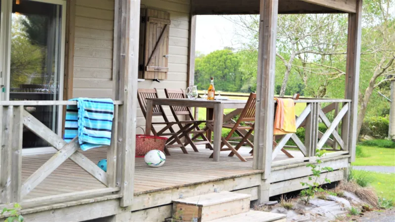 Chalet Confort Premium 35 M² (2 Chambres - 2 Sdb) + Terrasse Couverte