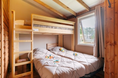Lodge Cabin VIP 43m² (2 bedrooms - 1 bathroom) incl. covered terrace