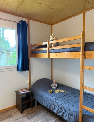 Chalet confort PREMIUM 35 m² (2 Bedrooms) + sheltered terrace - adapted to the people with reduced mobility