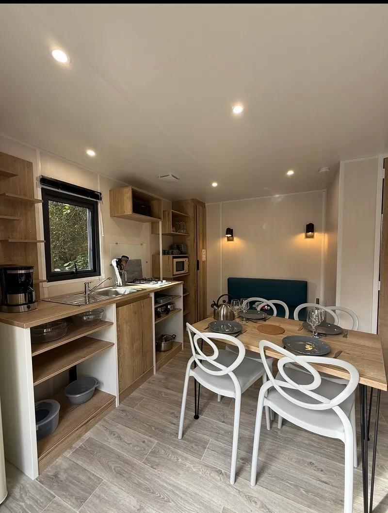 Cabanon 24M² (2 Chambres - 1 Sdb) + Terrasse Semi-Couverte 16.5Cm²