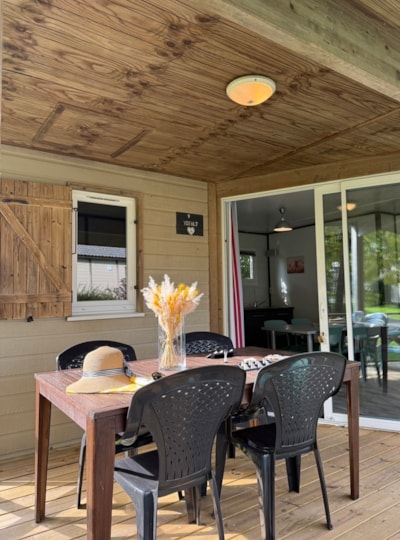 Chalet confort PREMIUM - 33 m² (2 bedrooms - 1 bathroom) + covered terrace