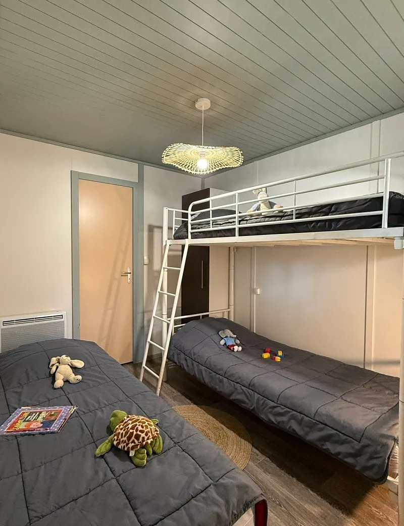 Chalet Confort Premium 35 M² (2 Chambres - 2 Sdb) + Terrasse Couverte