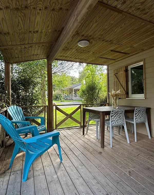 Chalet Confort Premium 28 M² (2 Chambres - 1 Sdb) + Terrasse Couverte