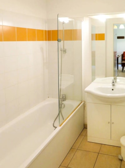 1-Bedroom Apartment
