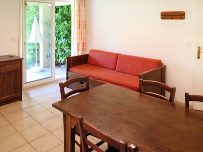 1-Bedroom Apartment