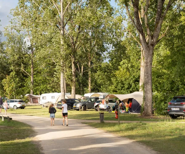 Emplacement Camping Confort