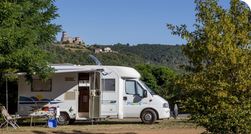 Camping-Pauschale (Stellplatz, 2 Personen, 1 Fahrzeug)