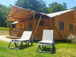 Accommodation - Tent Ciela Nature Lodge 2 Bedrooms -  Kitchen - Bathroom - Camping Les Bois du Chatelas