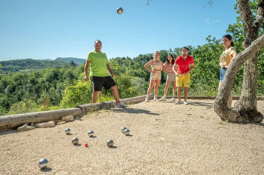 Camping Les Bois du Chatelas