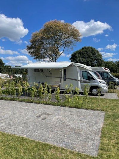 camper place — 3