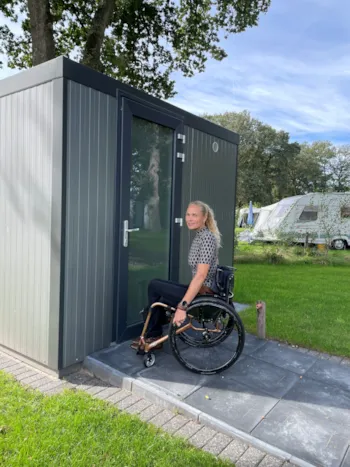 Pitch - Comfort Pitch With Private Sanitary Facilities For Disabled People - Camping De Noetselerberg
