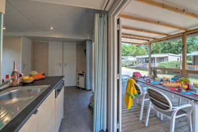 Mobil-home Confort 29m² 2 chambres + terrasse semi-couverte + TV + lave-vaisselle