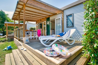 Mobil-home Confort 35m² 3 chambres + terrasse semi-couverte + TV + lave-vaisselle