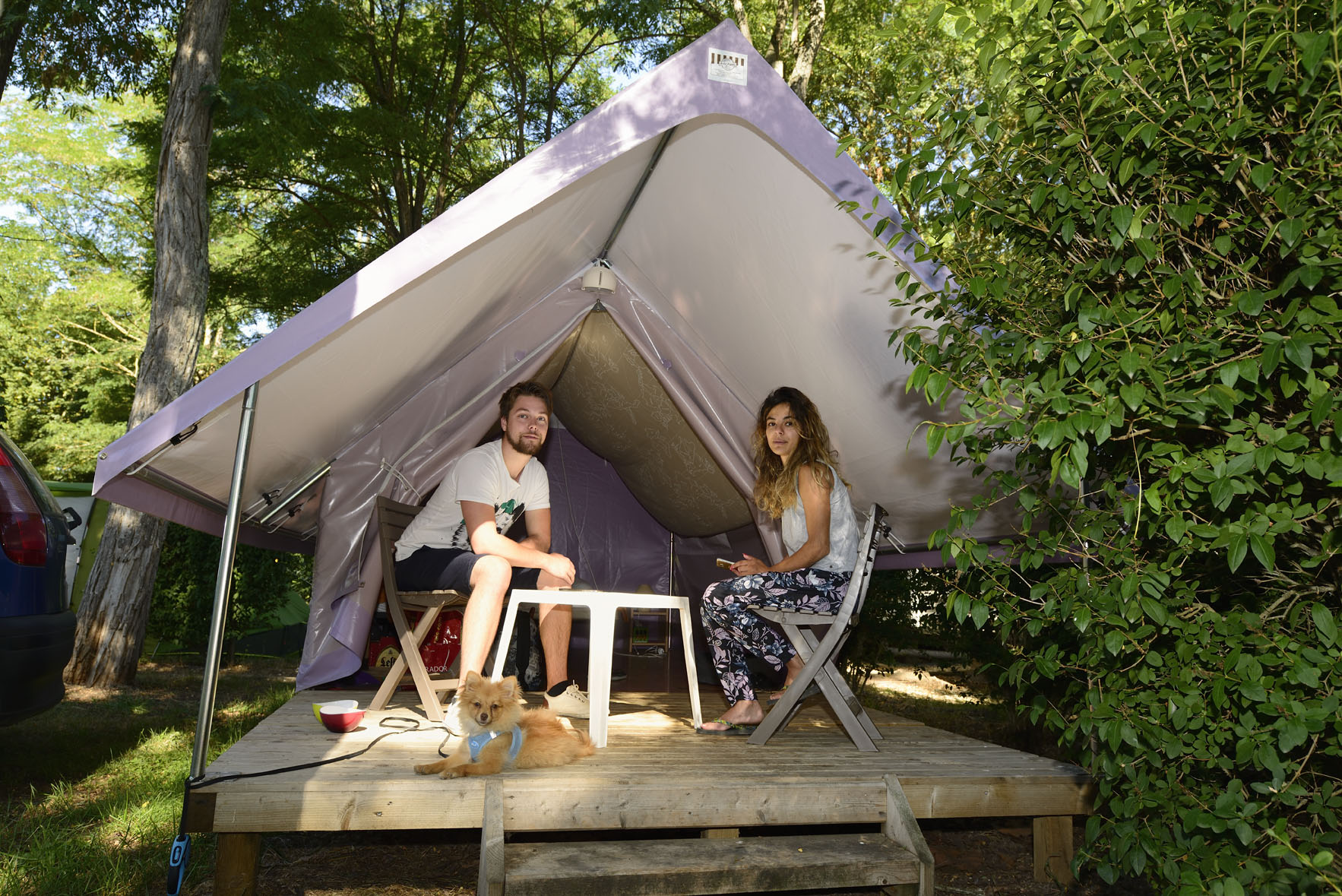 Emplacement - Tente Treck : Emplacement Équipé D’Une Canadienne Toilée 1 Chambre + Terrasse - Flower Camping Île d'Offard