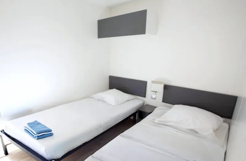 Mobil-Home Premium 40M² 2 Chambres + Clim + Tv + Terrasse Panoramique + Draps + Serviettes