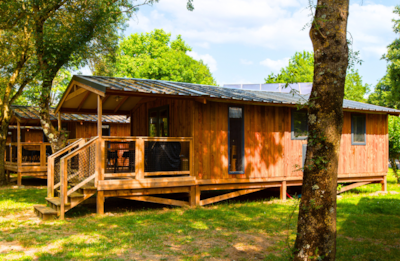 Lodge Premium VIP 45m² 2 bedrooms - 11m² terrace + TV + sheets + towels