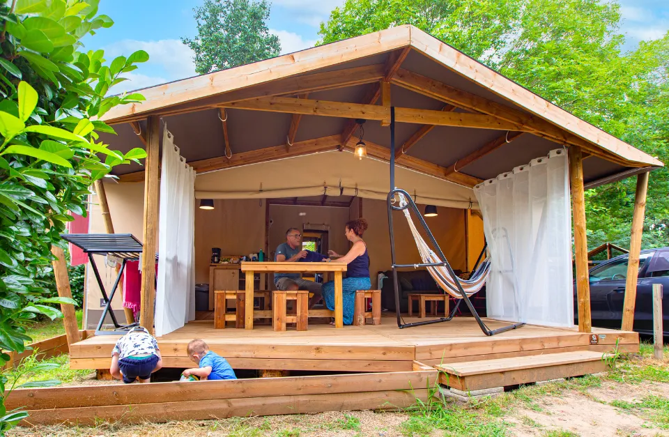 Location - Ecolodge Cotton Toilée Confort 35M² 2 Chambres Dont Terrasse Couverte De 11M² + Tv - Flower Camping L'Ile d'Offard