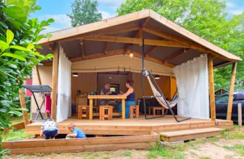 Accommodation - Ecolodge Cotton Canvas Confort 35M² 2 Bedrooms + 11M² Sheltered Terrace + Tv - Flower Camping L'Ile d'Offard