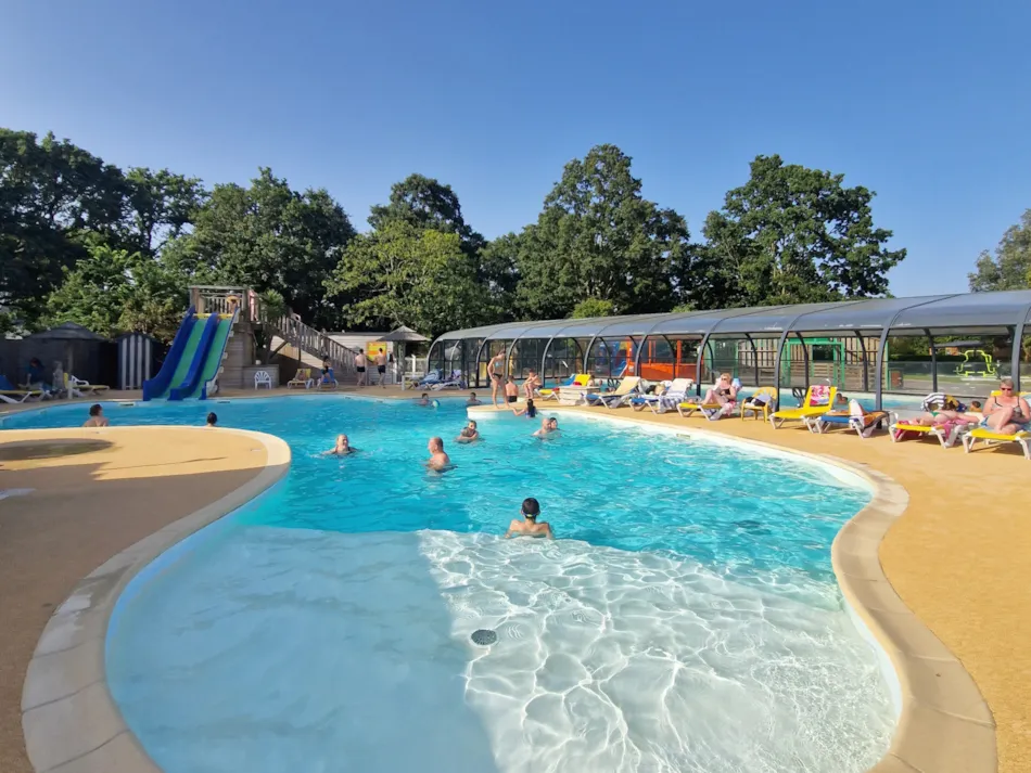 Les Chalands Fleuris****