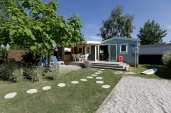 Mietunterkunft - Mobilheim Cabane Du Pêcheur Grand Confort   3 Zimmer 34M² Überdachte Terrasse - Flower Camping La Guichardière