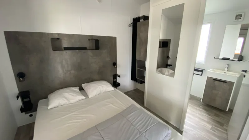 Mobil-Home Grand Confort 3 Chambres 2 Salles De Bain 36 M² Terrasse Couverte