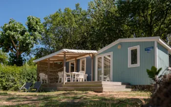 Huuraccommodatie(s) - Stacaravan Cabane Du Pêcheur Grand Confort   3 Kamers 34M² Overdekt Terras - Flower Camping La Guichardière