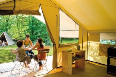 Classic Wood Tent — 7