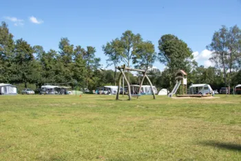 Stellplatz - Stellplatz Komfort - Recreatiepark De Voorst