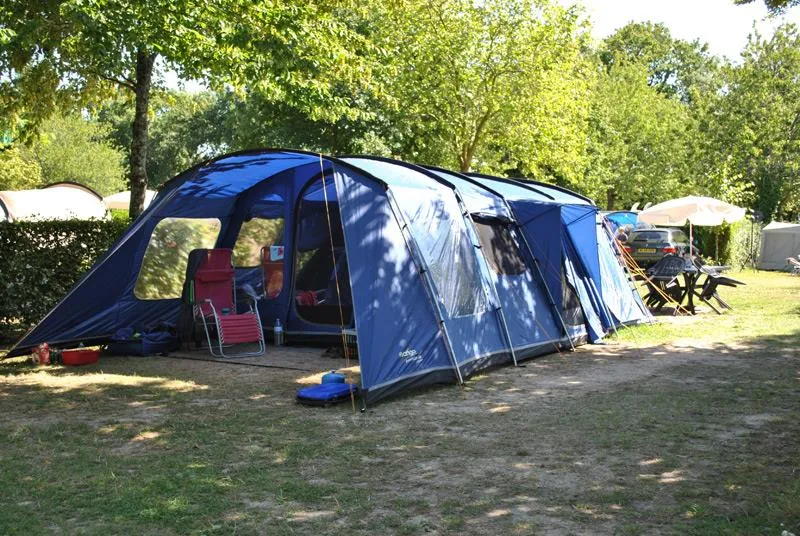 Emplacement Premium Pour Tente - Elect. 16A