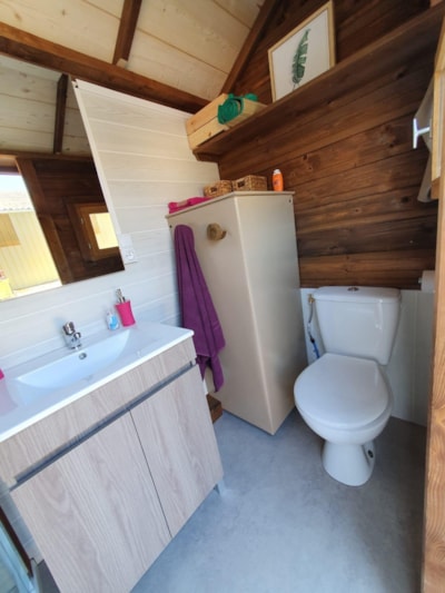 INDIVIDUAL SANITARY PITCH - Elect. 16A + Water + Drainage + private sanitary unit