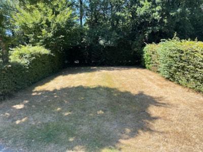 CORNER PITCH - with Electricity: 16A + Water + Drainage