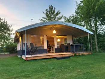 Mietunterkunft - Villa Zelt - Camping Scholtenhagen