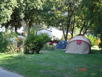 Pitch 1 car / tent, caravan or camping-car — 4