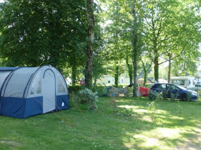 Pitch 1 car / tent, caravan or camping-car — 7