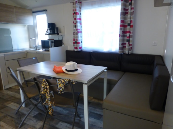 Mobil-Home Univers Family 36 M² + 4  Chambres + Terrasse Couverte 18M²