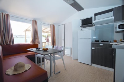 Mobile home 'Evasion Confort Eco' 29m² - 2 bedrooms + terrace semi-covered 13.5m² — 2