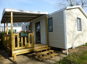Mietunterkunft - Mobilheim 'Evasion Confort' 29M² + 2 Zimmer + Terrasse Teilweise Überdacht 13.5M² - Camping L'Eden