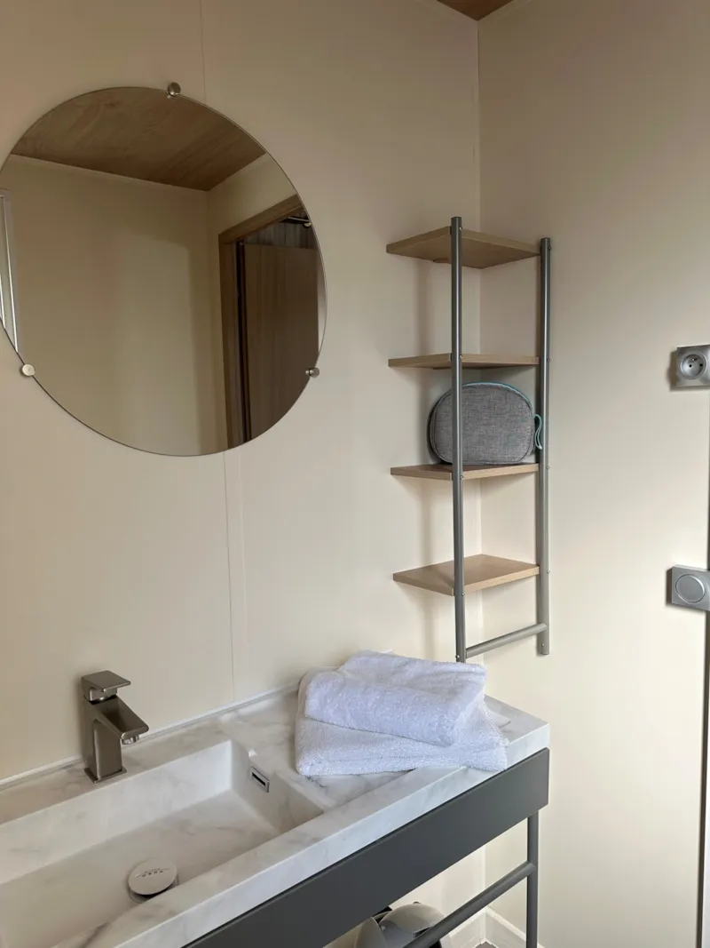 Mobil-Home 'Univers' 34M² - 3 Chambres + Terrasse Couverte 18M²